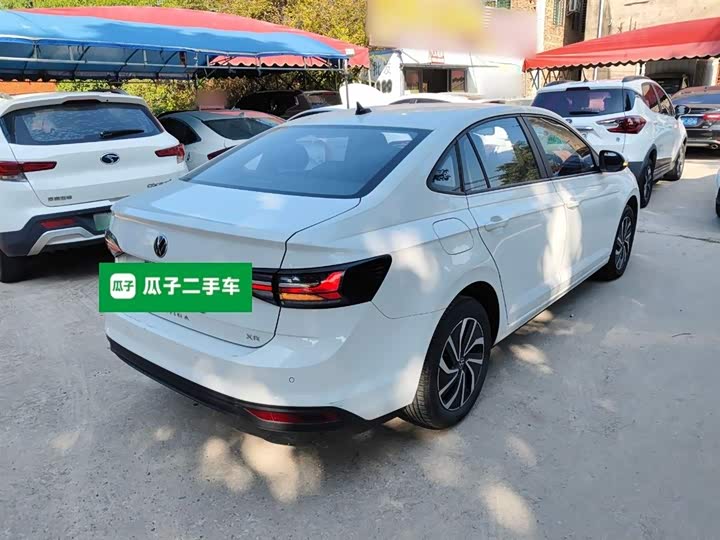 Фото 7 - Volkswagen Lavida