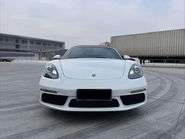 Фото 2 - Porsche 718