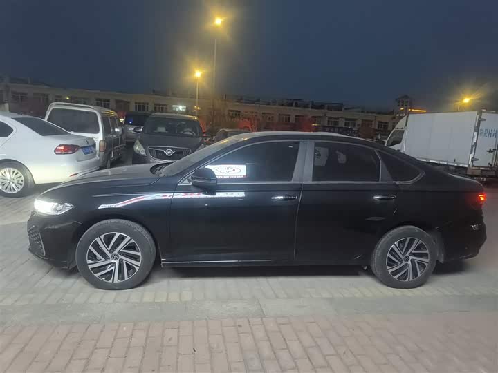 Фото 5 - Volkswagen Lavida