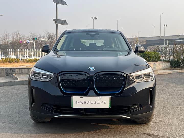Фото 3 - BMW iX3