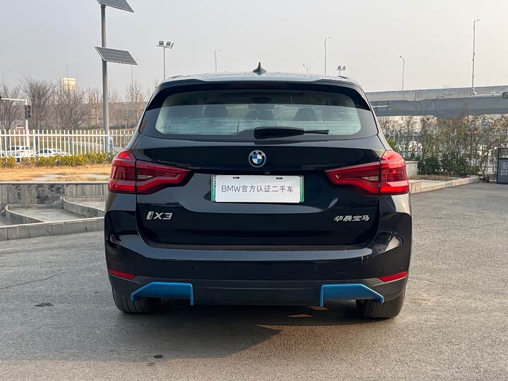 Фото 5 - BMW iX3