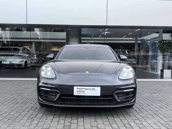 Фото 7 - Porsche Panamera