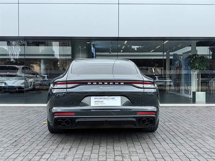 Фото 8 - Porsche Panamera