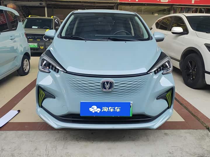 Фото 2 - Changan BenBen E-Star