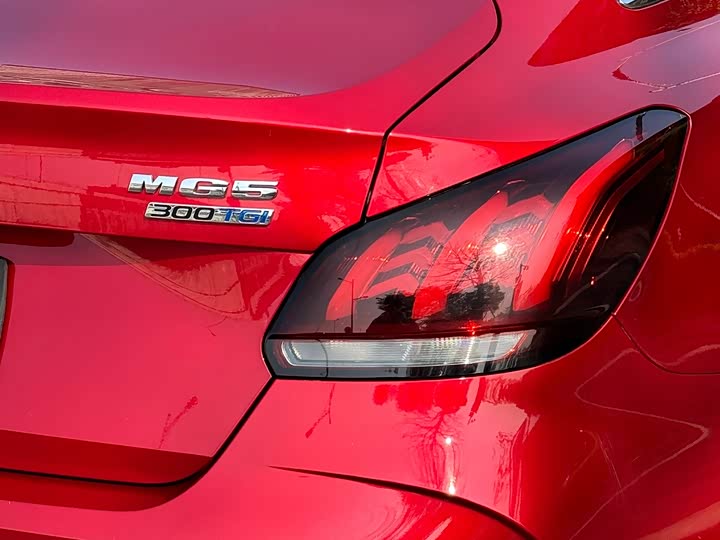 Фото 4 - MG Motor 5