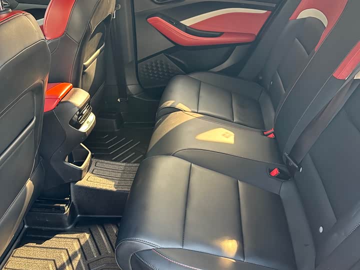 Фото 7 - MG Motor 5