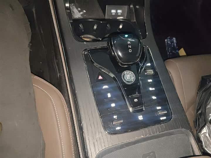 Фото 6 - BYD Han