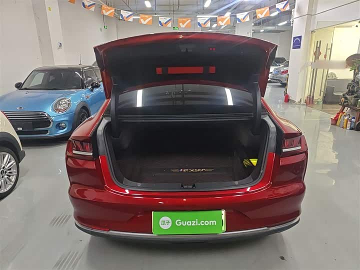 Фото 9 - BYD Han