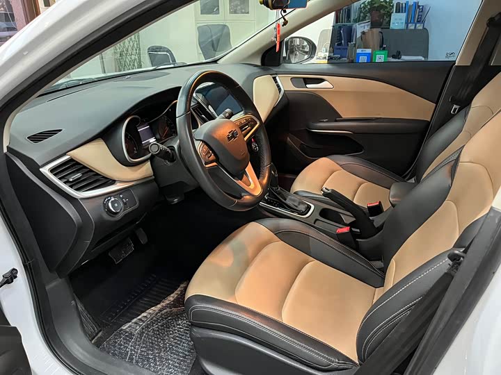 Фото 7 - Chevrolet Monza