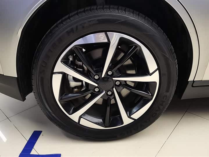 Фото 6 - GAC Aion Y