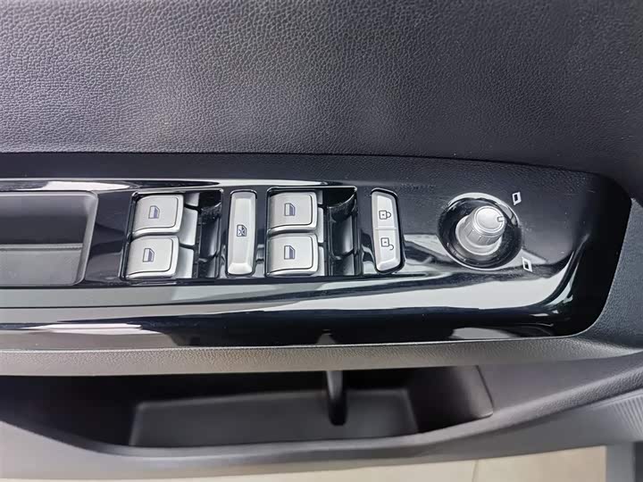 Фото 9 - XPeng G3