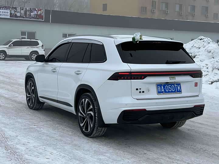 Фото 7 - Geely Monjaro