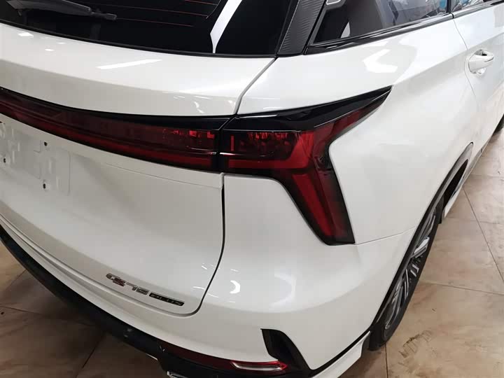 Фото 8 - Changan CS75 Plus