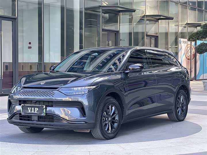 Фото 1 - Leapmotor C11