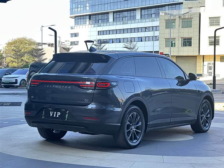 Фото 9 - Leapmotor C11