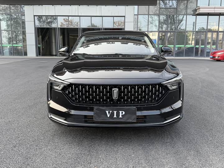 Фото 4 - Bestune B70