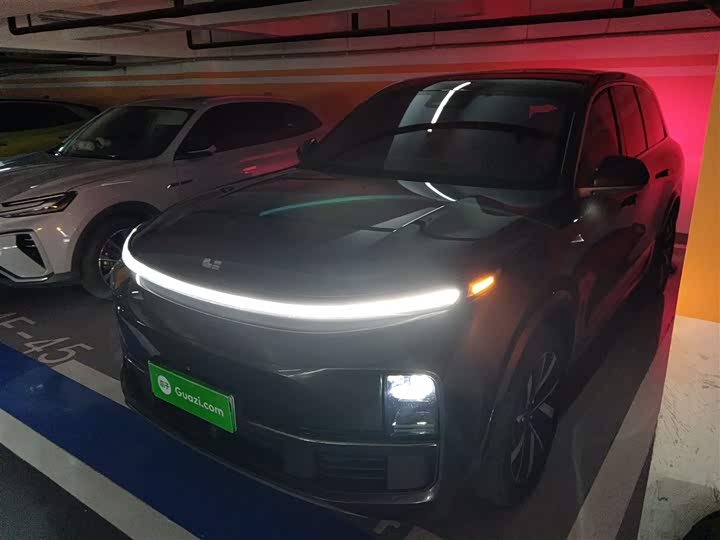 Фото 1 - LiXiang L8