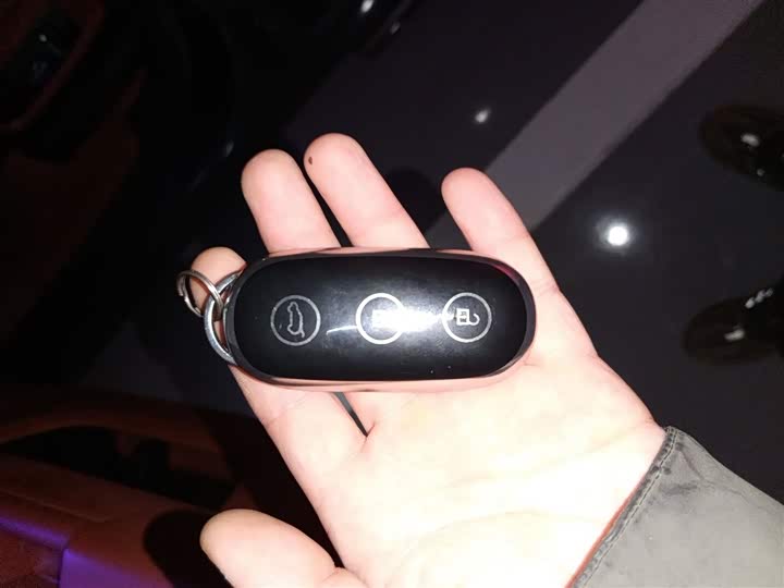 Фото 9 - LiXiang L8