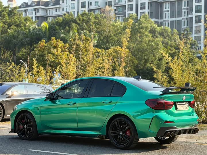 Фото 9 - BMW 1 Series