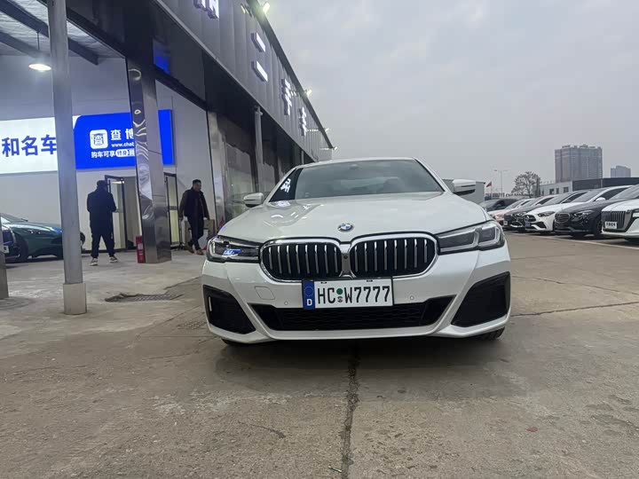 Фото 1 - BMW 5 Series