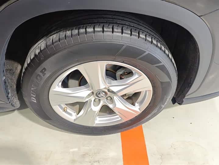 Фото 6 - Toyota Highlander