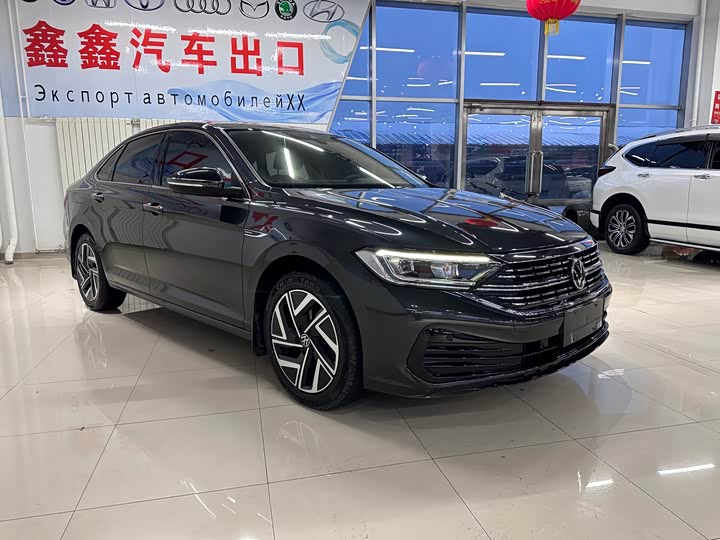 Фото 3 - Volkswagen Sagitar L