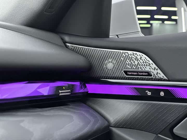 Фото 8 - BMW 5 Series