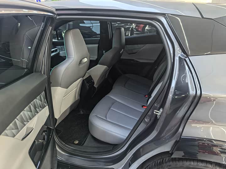 Фото 9 - Changan UNI-T