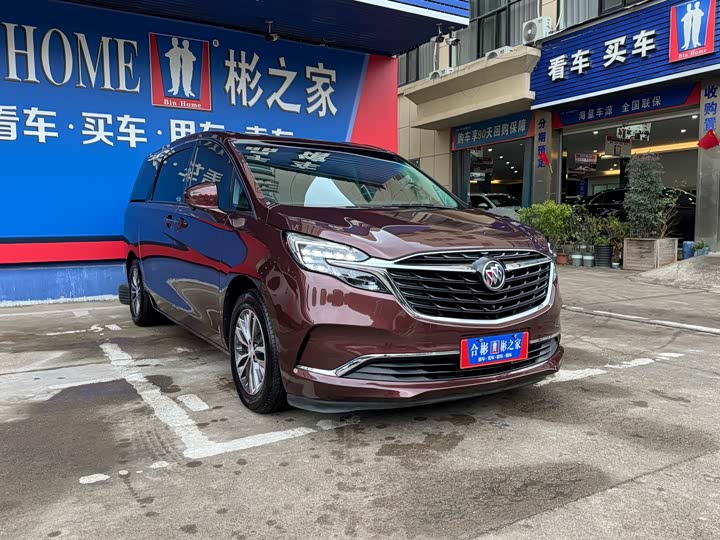 Фото 3 - Buick GL8 ES