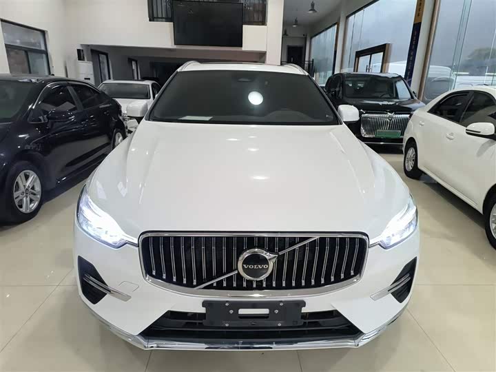 Фото 3 - Volvo XC60