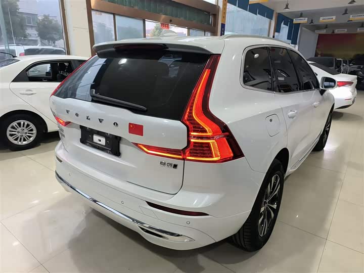 Фото 7 - Volvo XC60