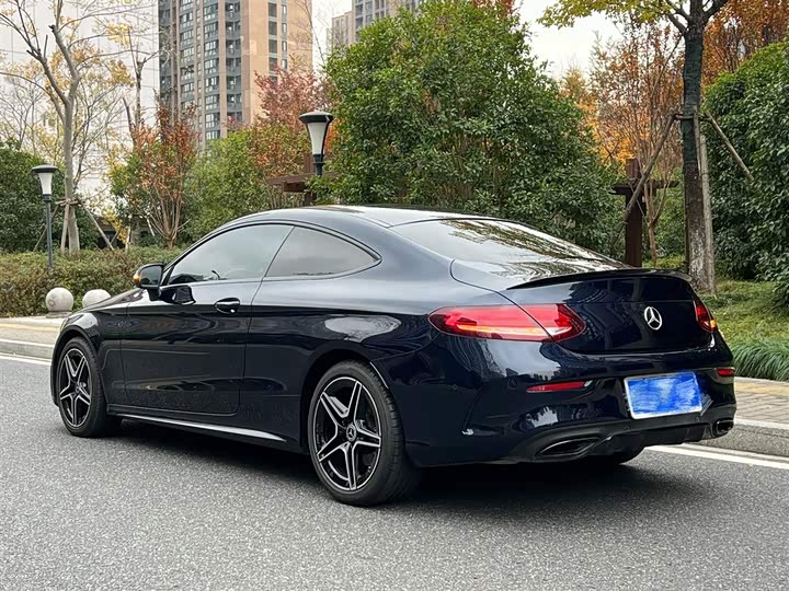 Фото 3 - Mercedes-Benz C-Class