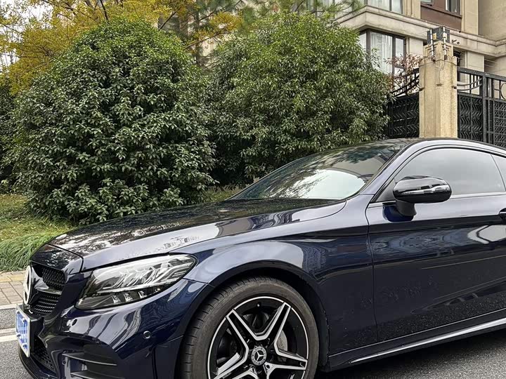 Фото 7 - Mercedes-Benz C-Class