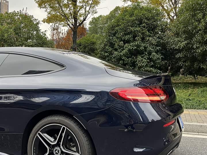 Фото 8 - Mercedes-Benz C-Class