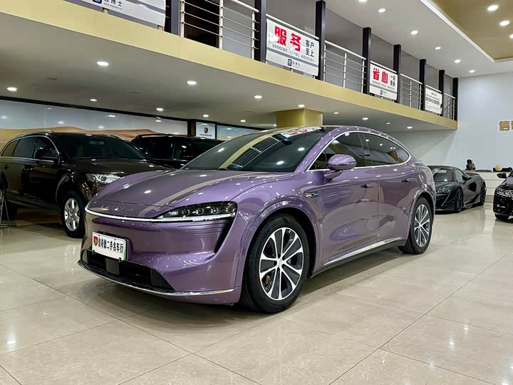 Фото 1 - Luxeed R7