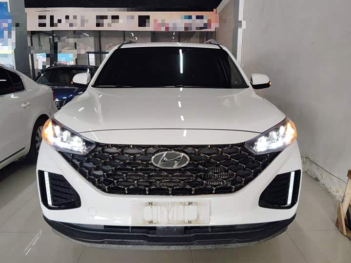 Фото 3 - Hyundai ix35 (Mufasa)