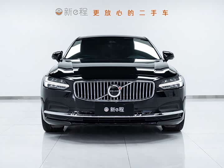 Фото 2 - Volvo S90
