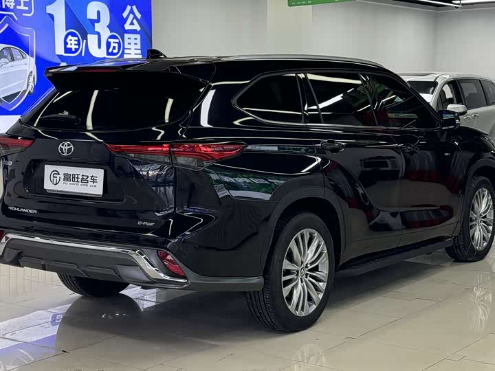 Фото 5 - Toyota Highlander