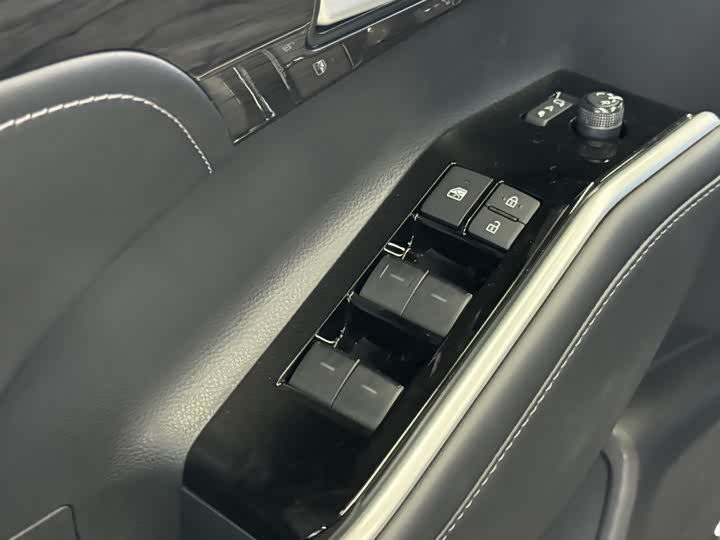 Фото 8 - Toyota Highlander