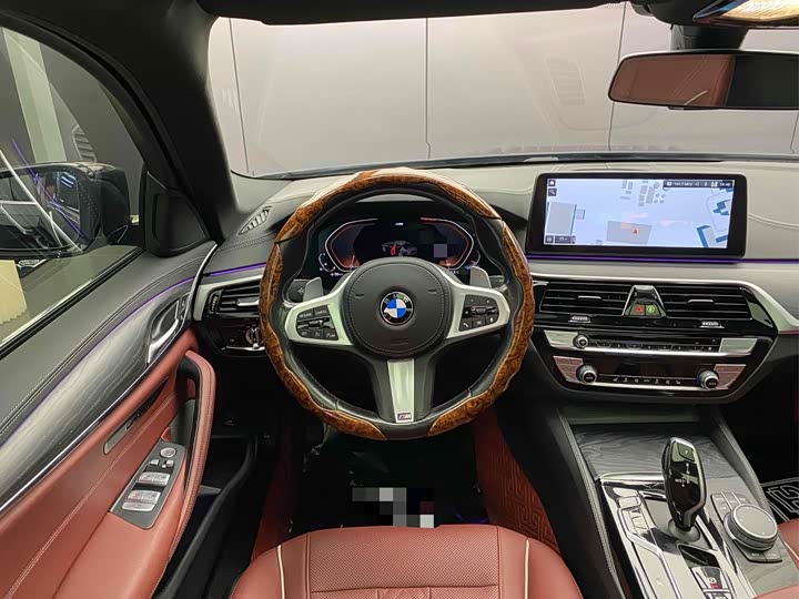 Фото 9 - BMW 5 Series