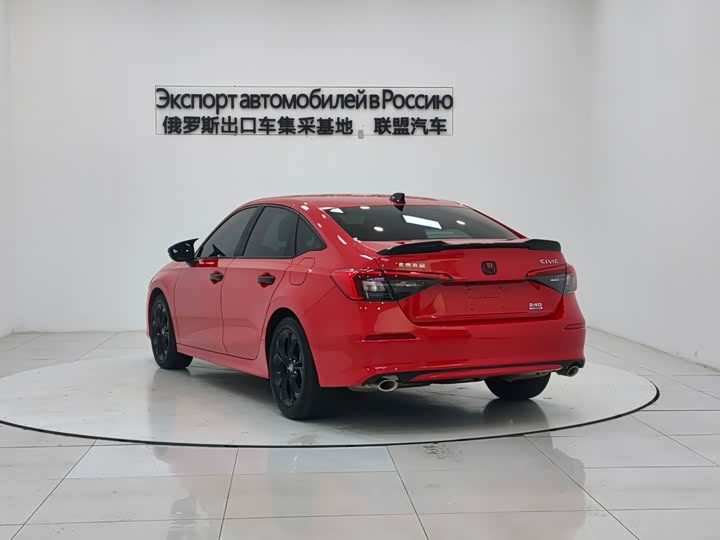 Фото 9 - Honda Civic