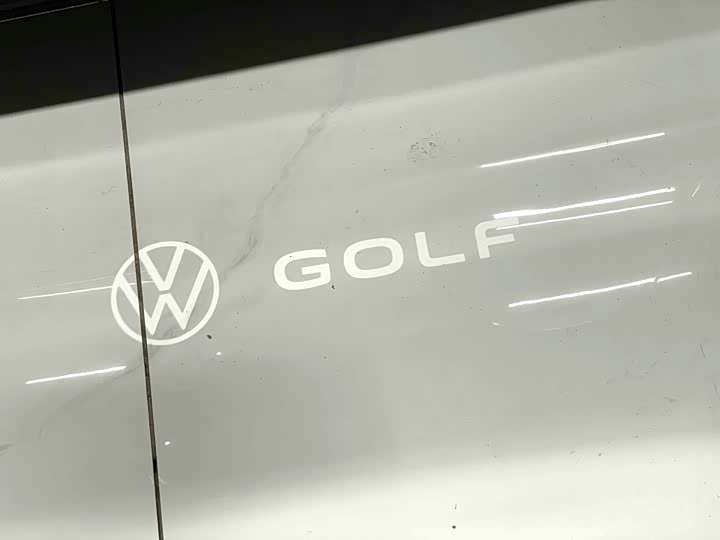 Фото 9 - Volkswagen Golf