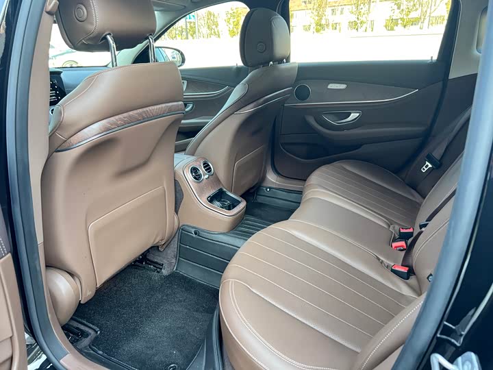 Фото 6 - Mercedes-Benz E-Class Hybrid