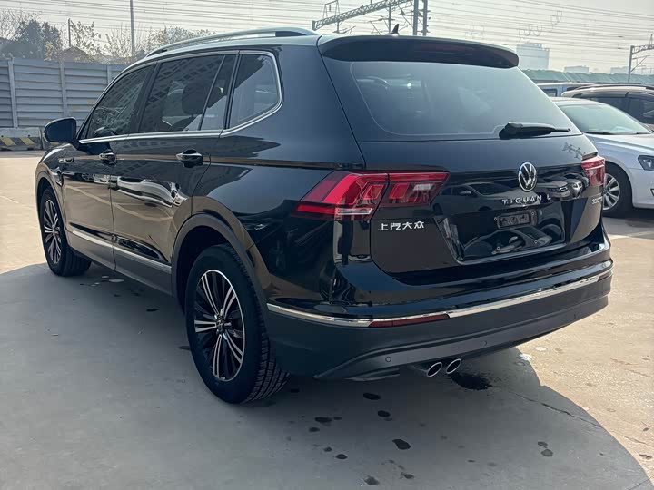 Фото 5 - Volkswagen Tiguan L Pro