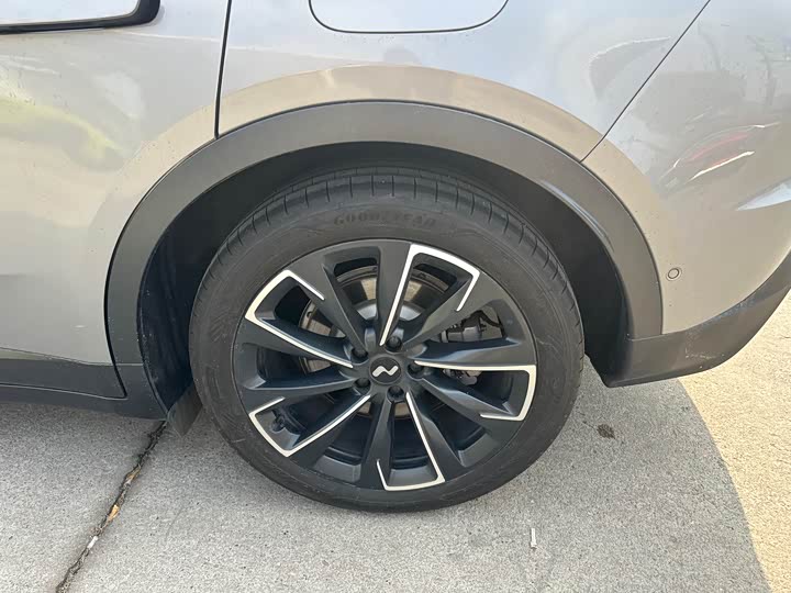 Фото 9 - Nio Onvo L60