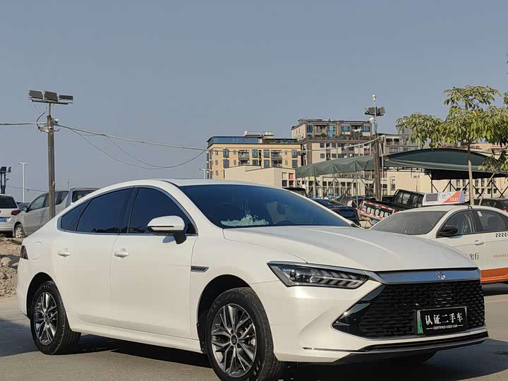 Фото 3 - BYD Qin Plus