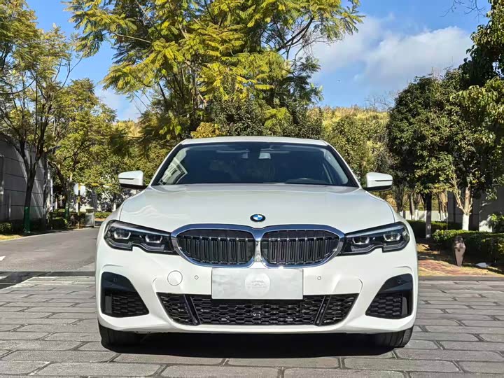 Фото 2 - BMW 3 Series