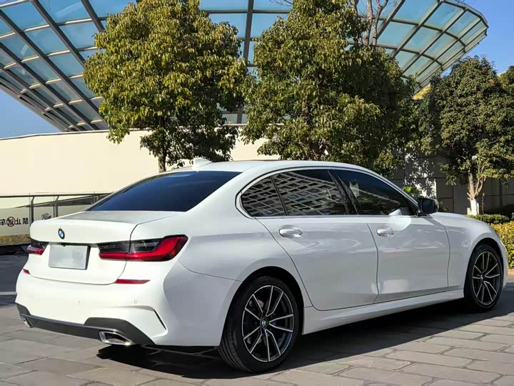 Фото 7 - BMW 3 Series