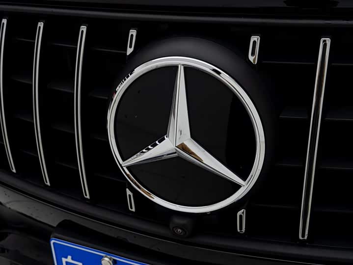 Фото 9 - Mercedes-Benz GLC-Class AMG