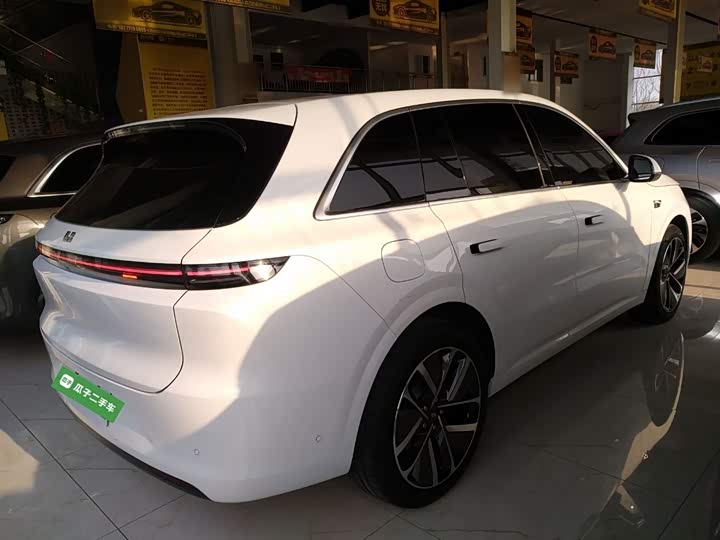 Фото 7 - LiXiang L6